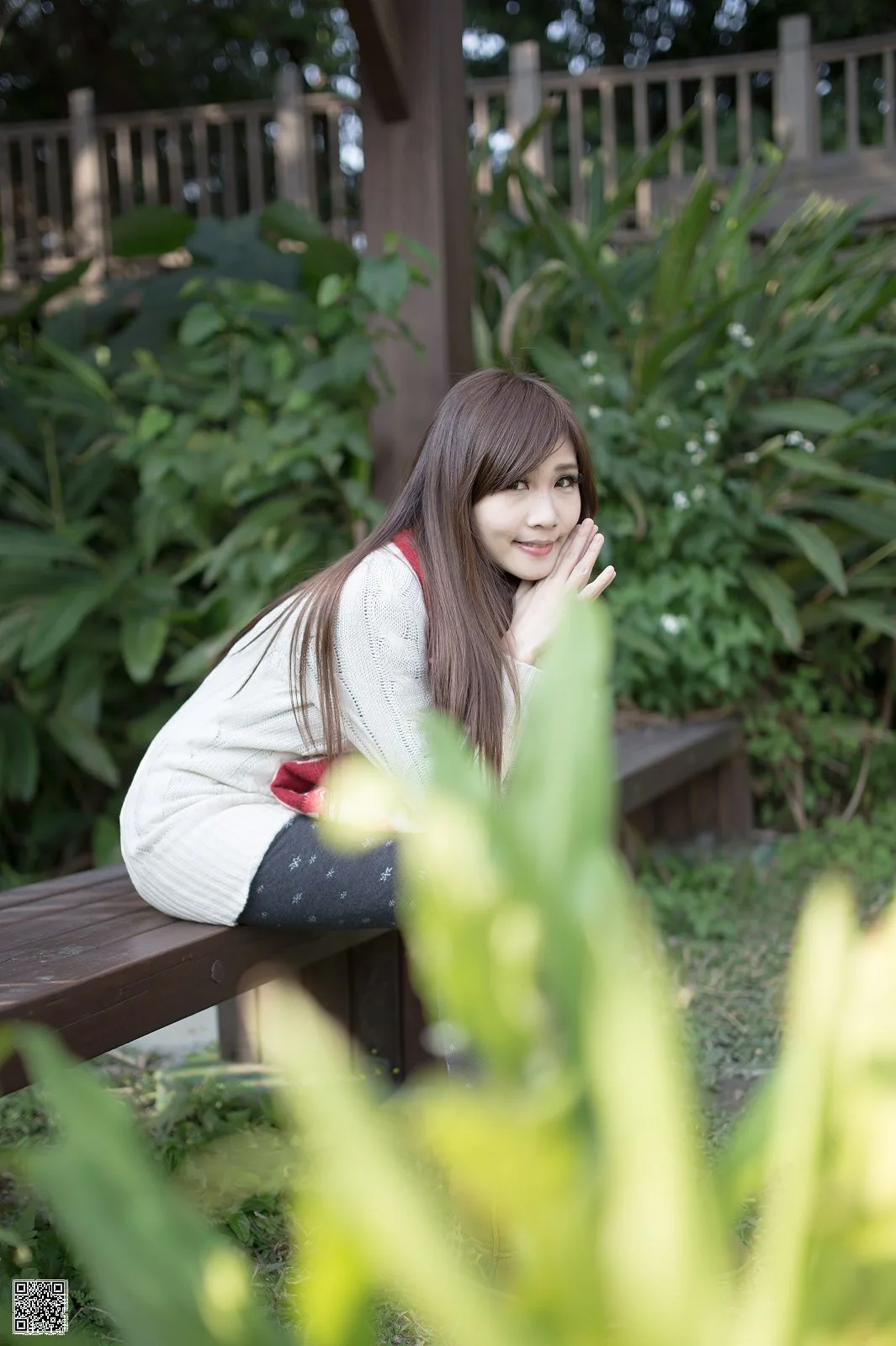 [Chương bổ sung của Beautyleg] Trương Ách Chu - Buổi chụp ảnh ngoài trời tại Công viên Văn hóa Hakka - 22