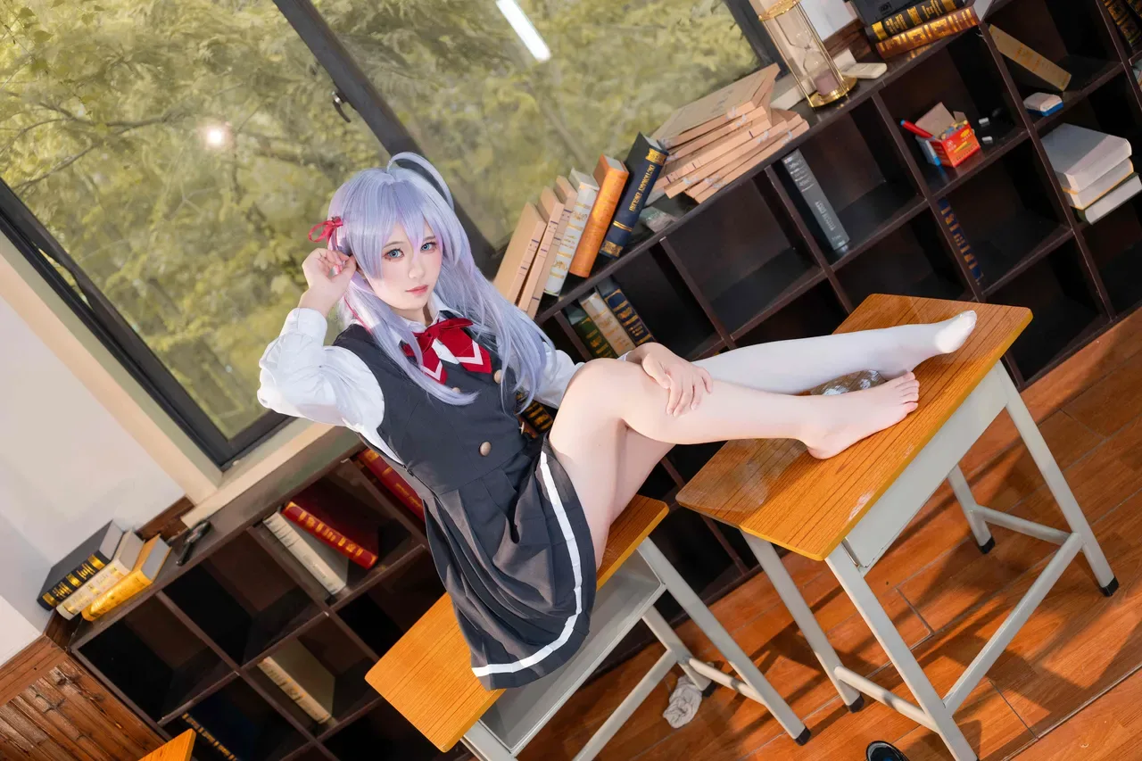 Sự vắng mặt của 鲨鲨 – 肻座の艾萉萉学 - 4